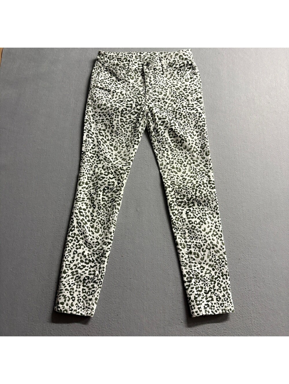 Tommy Bahama High Rise Ankle Jeans Womens 27 Green White Leopard Print Stretch
